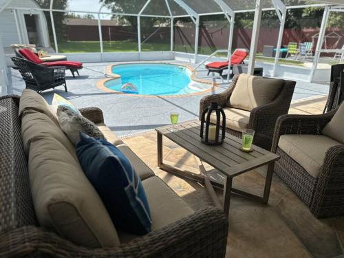 Backyard Oasis - last minute hotel in Port Saint Lucie