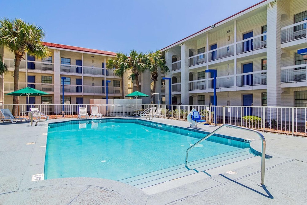 Stayable Suites Jacksonville - photo 57