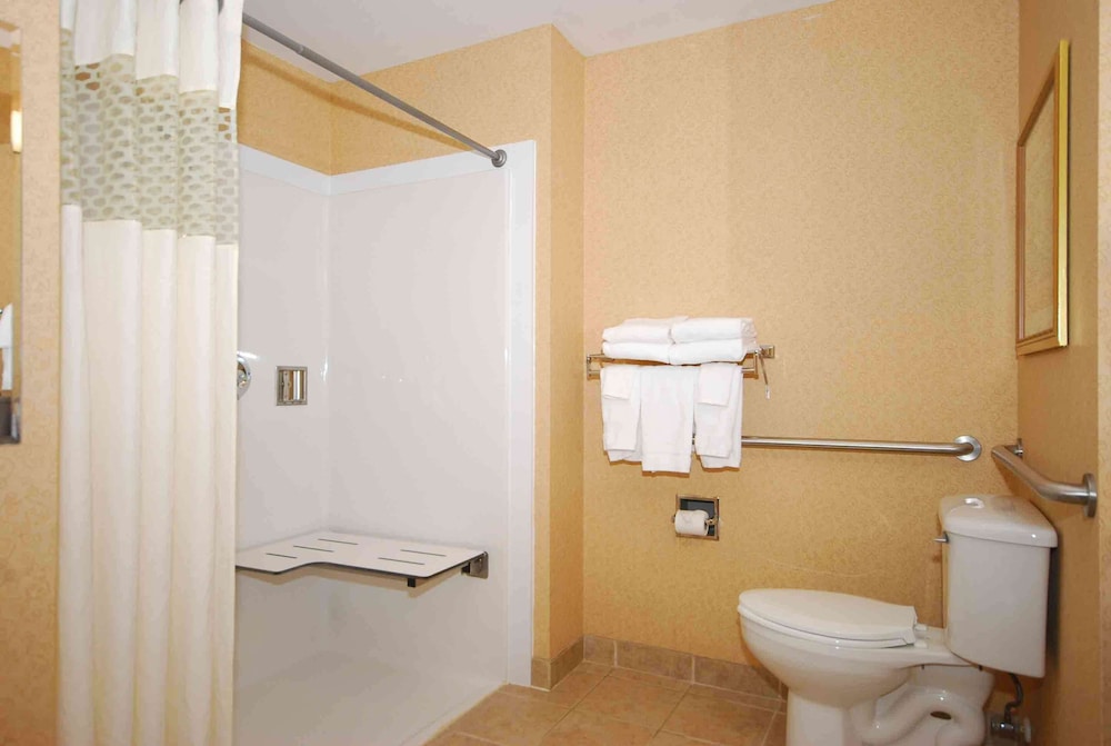 Hampton Inn & Suites Lamar - photo 52