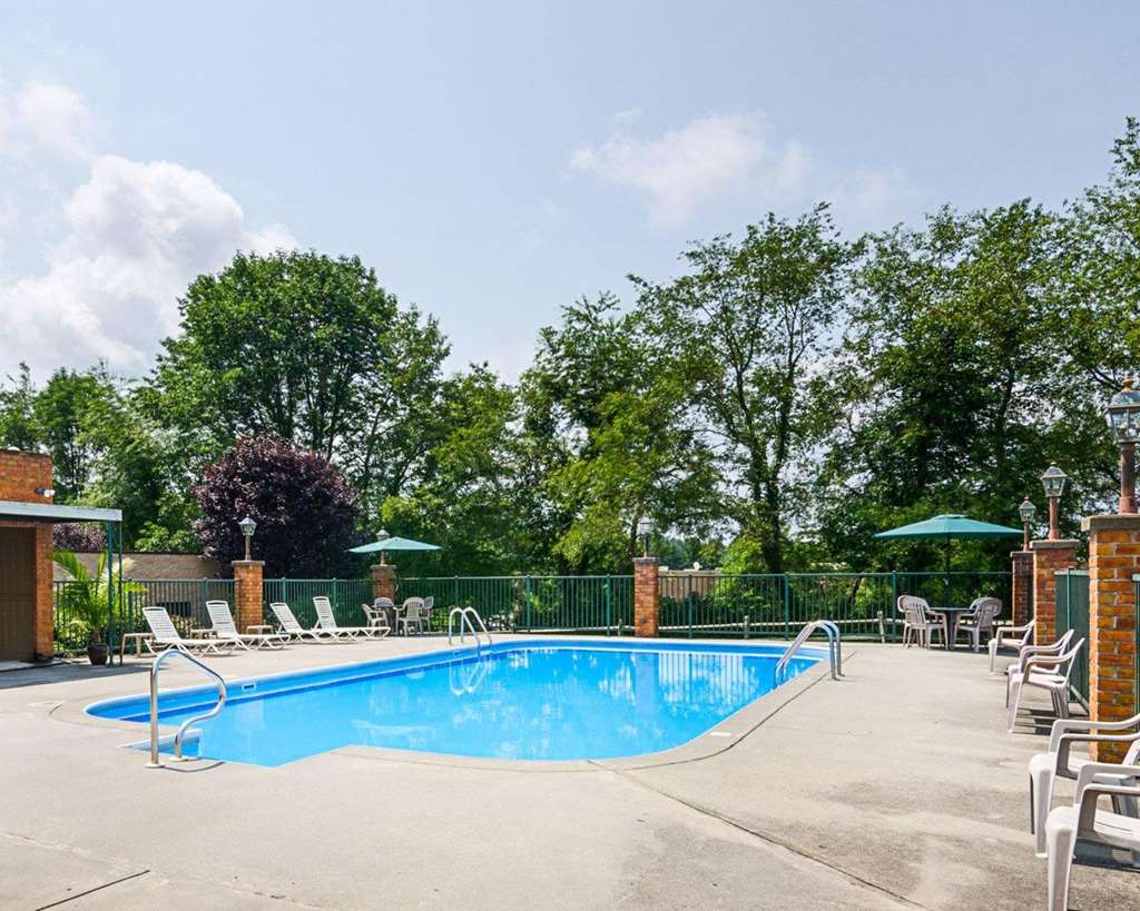 Quality Inn Lewisburg - photo 11