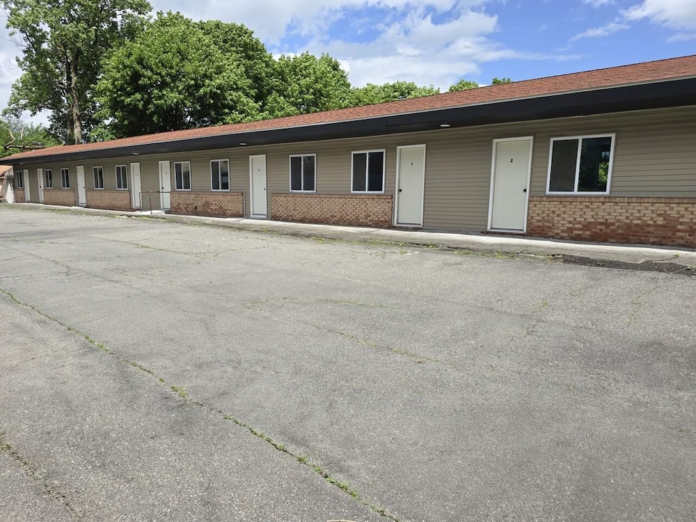 Upstate Inn Monticello - photo 7
