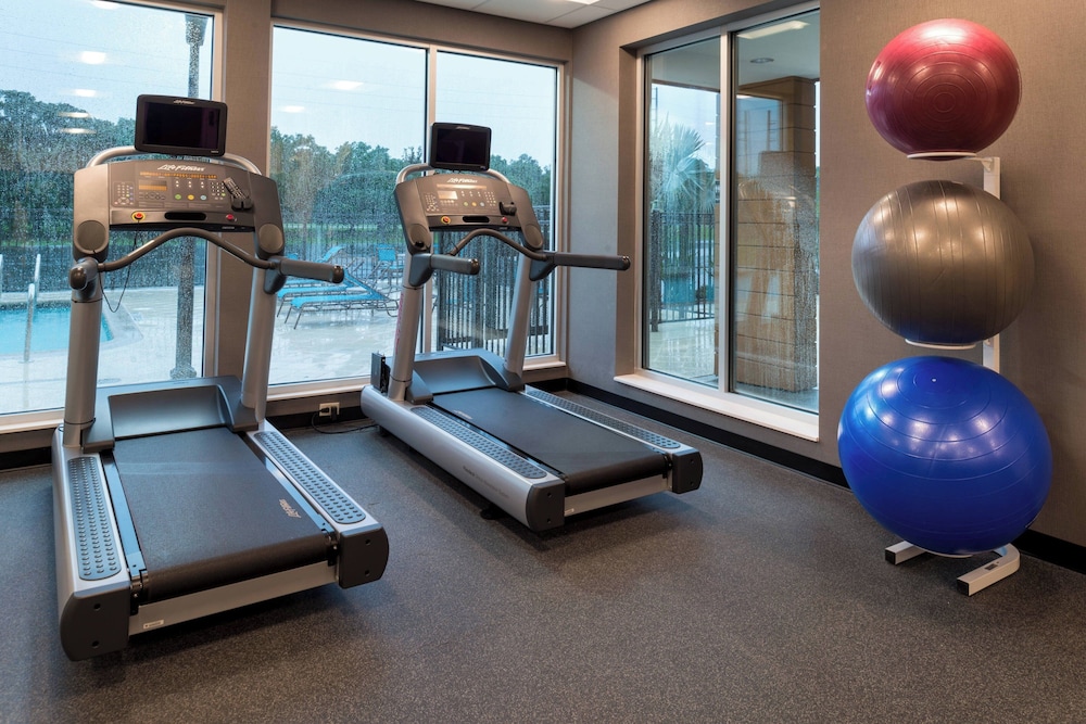 Fairfield Inn & Suites by Marriott Orlando East UCF Area - photo 37