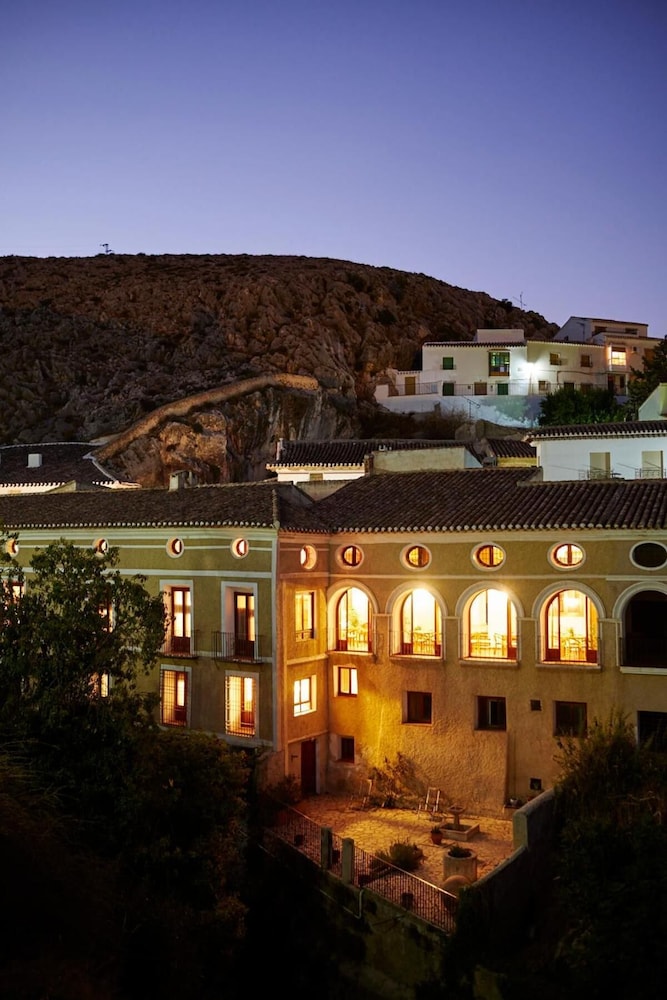 Hotel Casa De Los Arcos — hotel in Velez-Blanco
