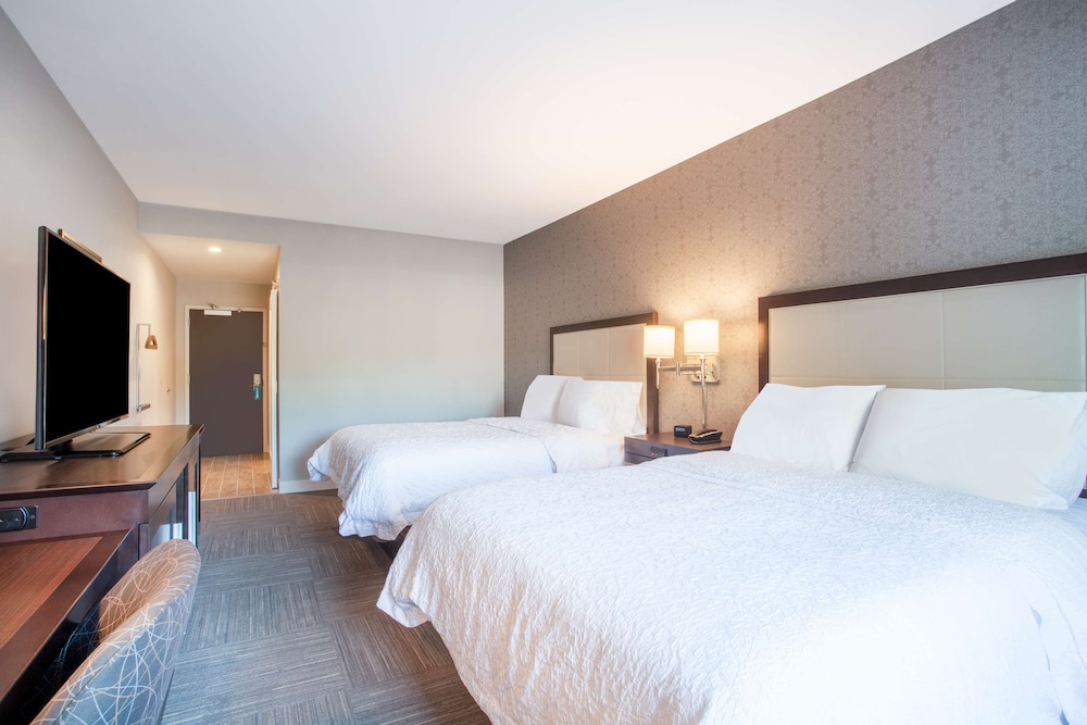 Hampton Inn Rochester Penfield - photo 11