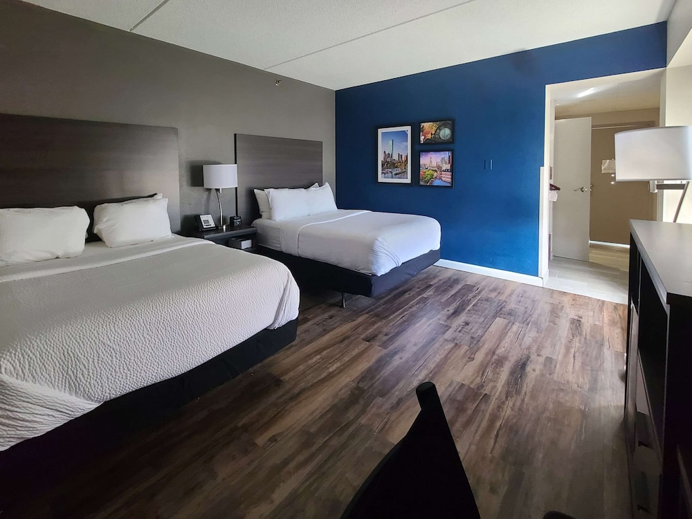 Comfort Inn Boston Milford - photo 18