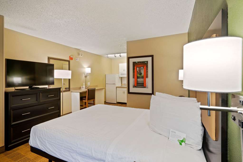 Extended Stay America Suites Washington DC Reston - photo 9