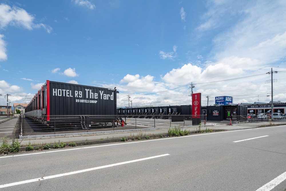 HOTEL R9 The Yard Yamanashichuo — hotel in Chuo