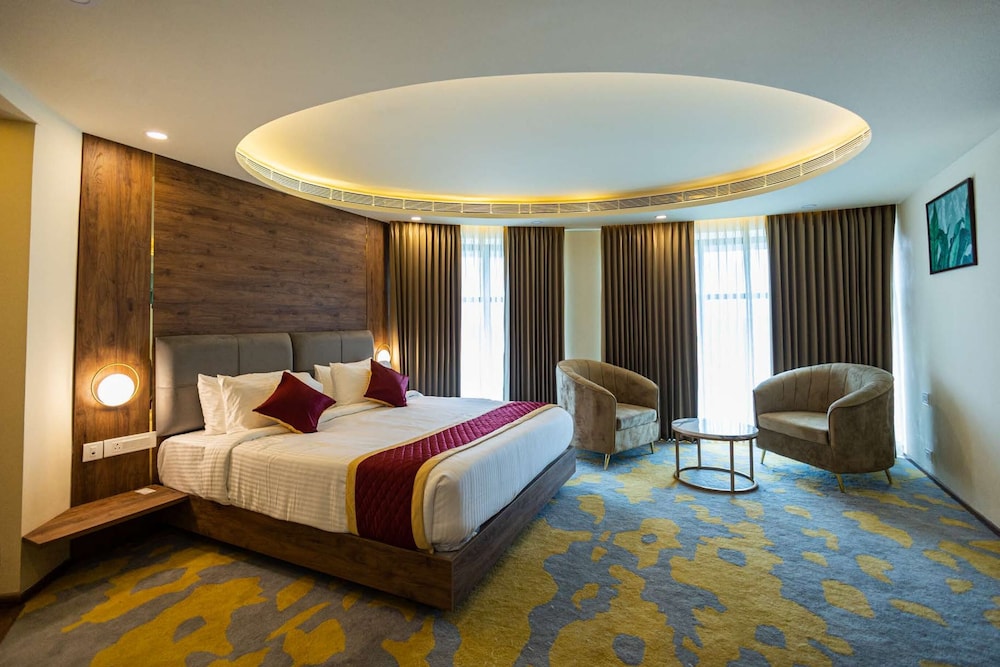 Ascot Hotel Calicut — 4-Star Luxury Hotel in Kozhikode, India