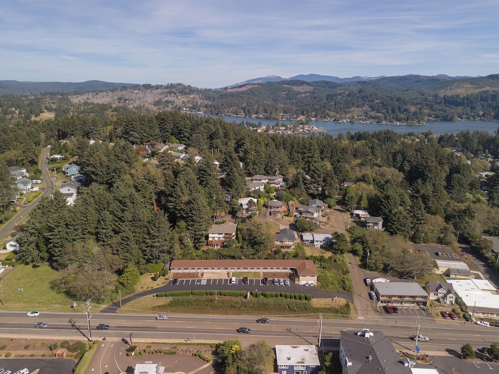Sea Echo Motel - photo 17