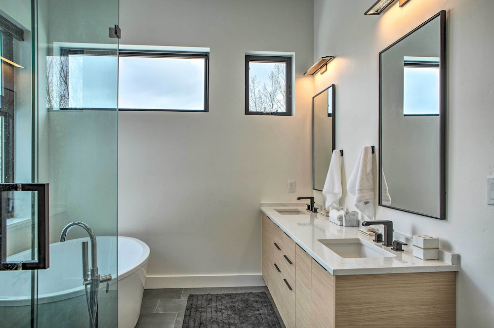 Mtn view Home w Hot Tub 9 Mi to Vail Resort - photo 18
