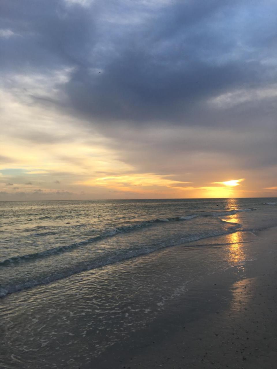 Oasis Villa Retreat — 4-Star Luxury Hotel in Bradenton, United States