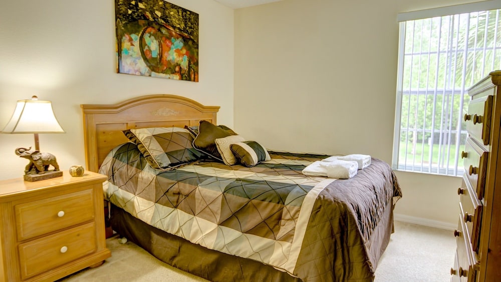 Norwich Townhome at Emerald Island - photo 5