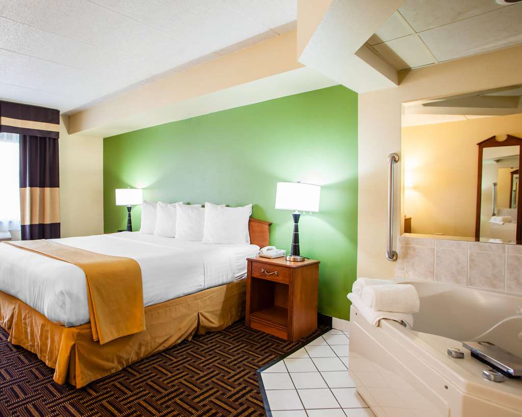 Quality Inn Bolingbrook I 55 - photo 12