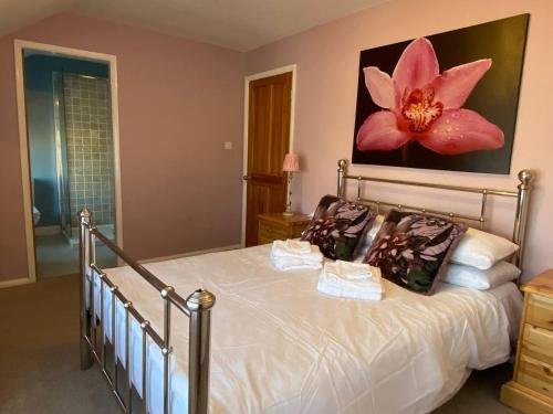 3 Bedroom Cottage Sleeps 5 Village Location