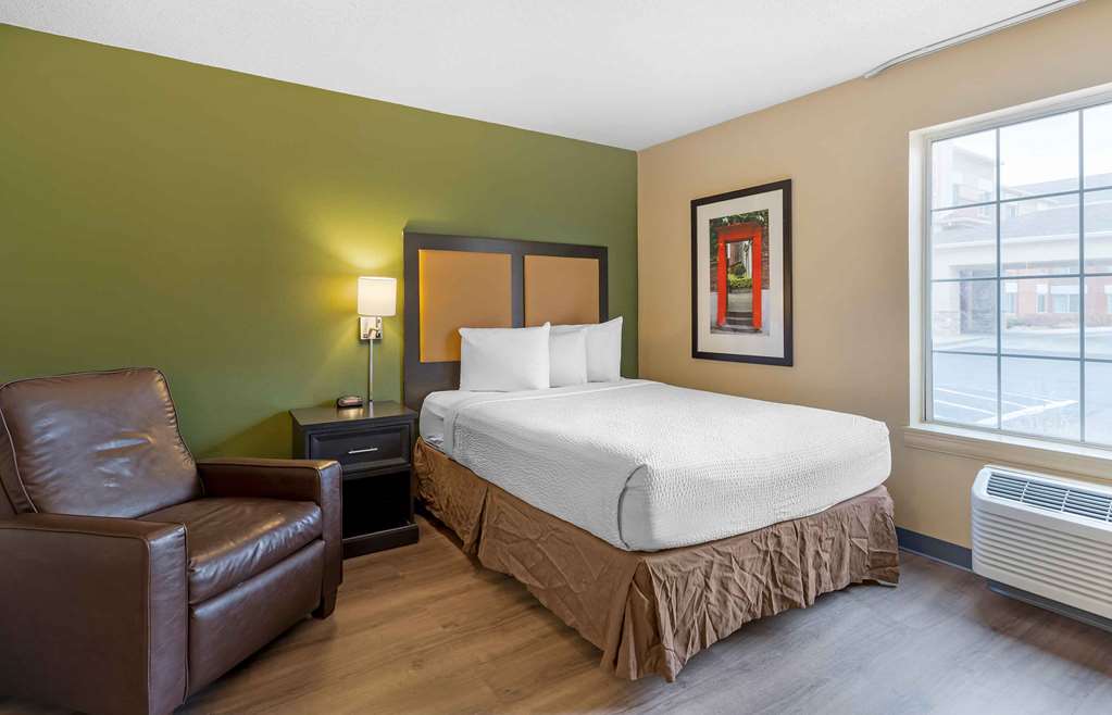 Extended Stay America Select Suites St. Louis Airport Central - photo 6