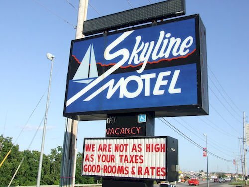 The Skyline Motel — hotel in Osage Beach