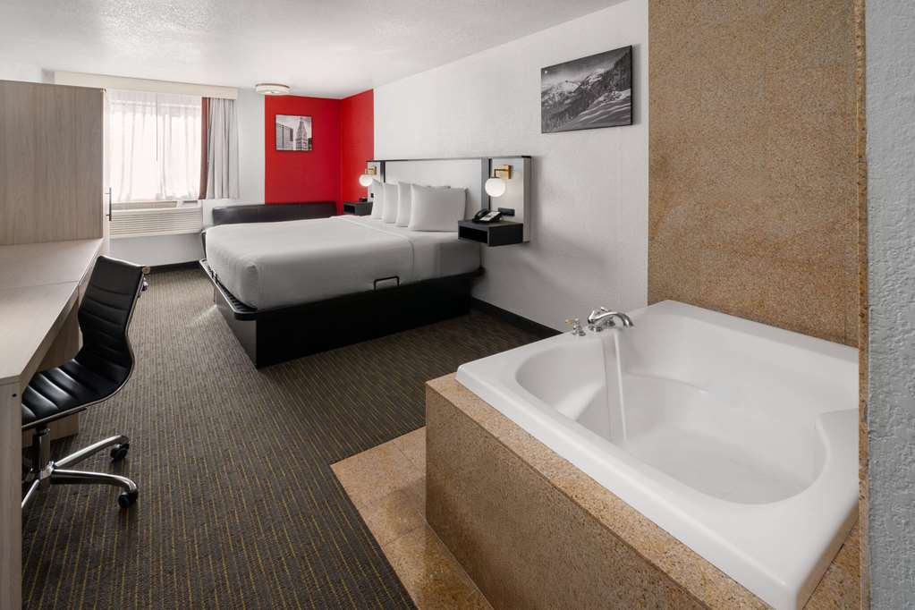 SYLO Hotel Denver Airport a Ramada by Wyndham - photo 25