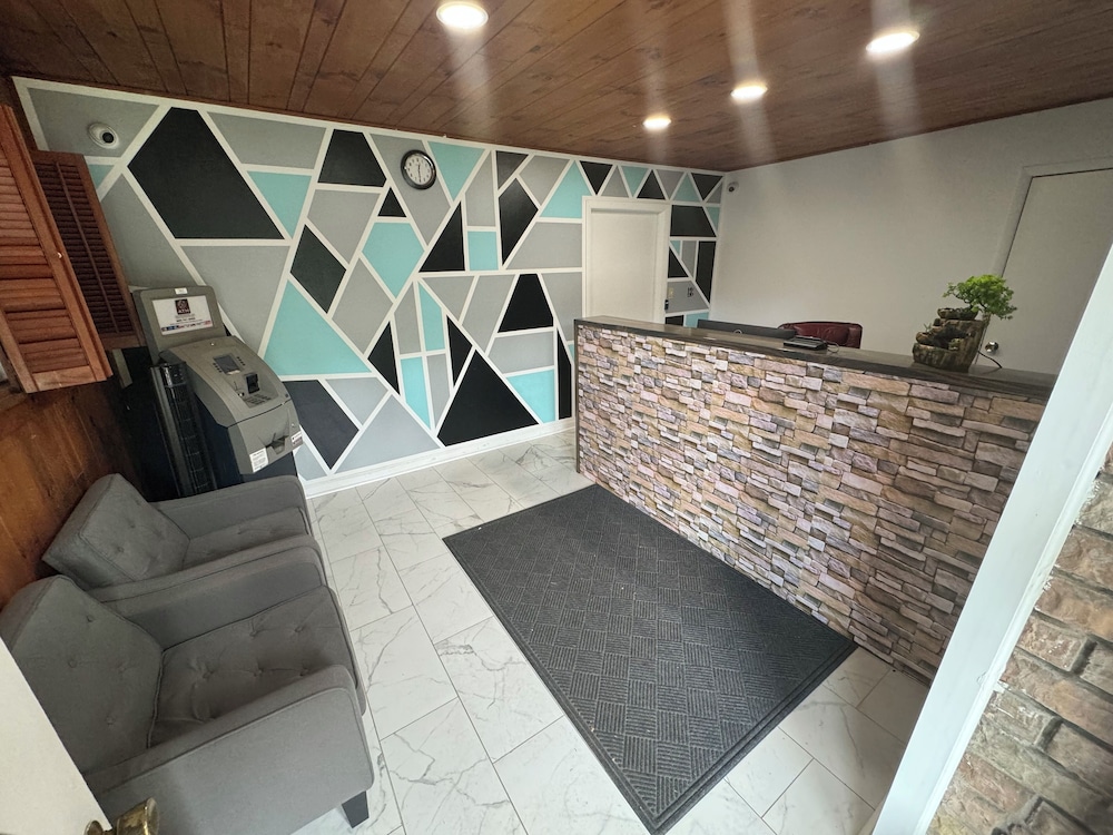 Acorn Motel - photo 20