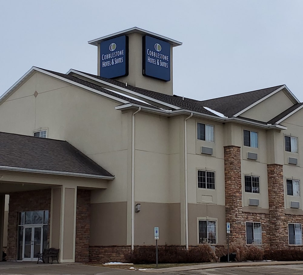 Cobblestone Suites Ripon - photo 46