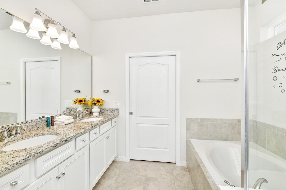 Solterra Resort 7br Lakeview Villa Pool Spa Disney - photo 27