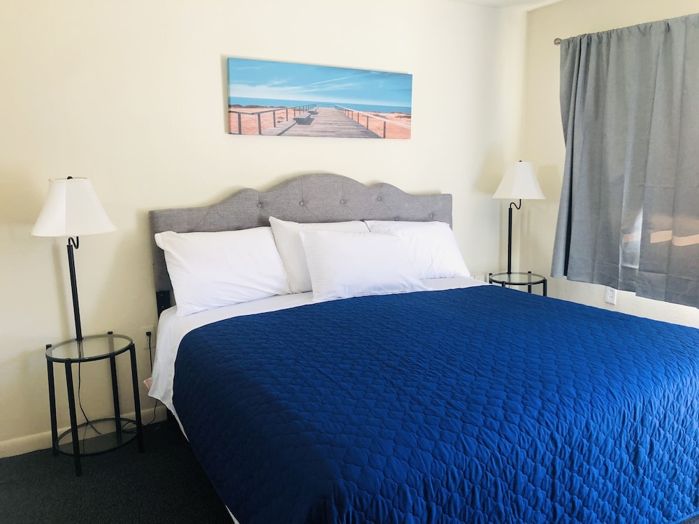 Thunderbird Motel - photo 8