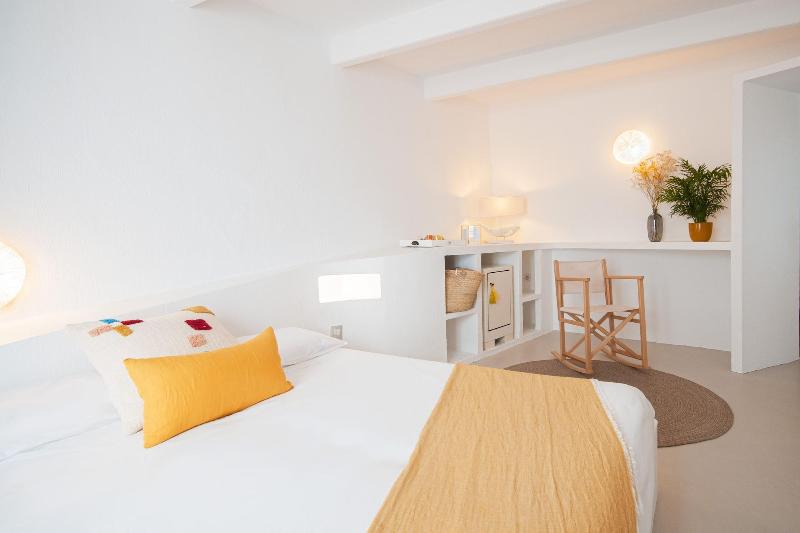 971 Hotel Con Encanto in Ciutadella, Spain