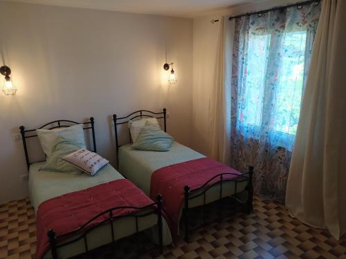 Mas Saint Laurent pet-friendly hotel Villedieu-Les-Poeles