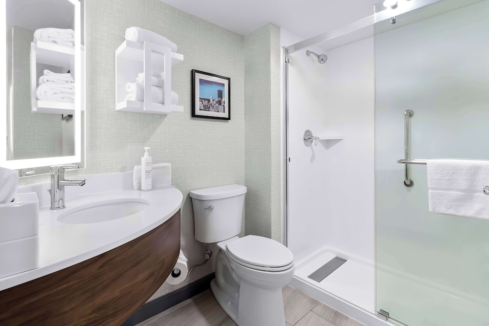 Hampton Inn Washington - photo 7