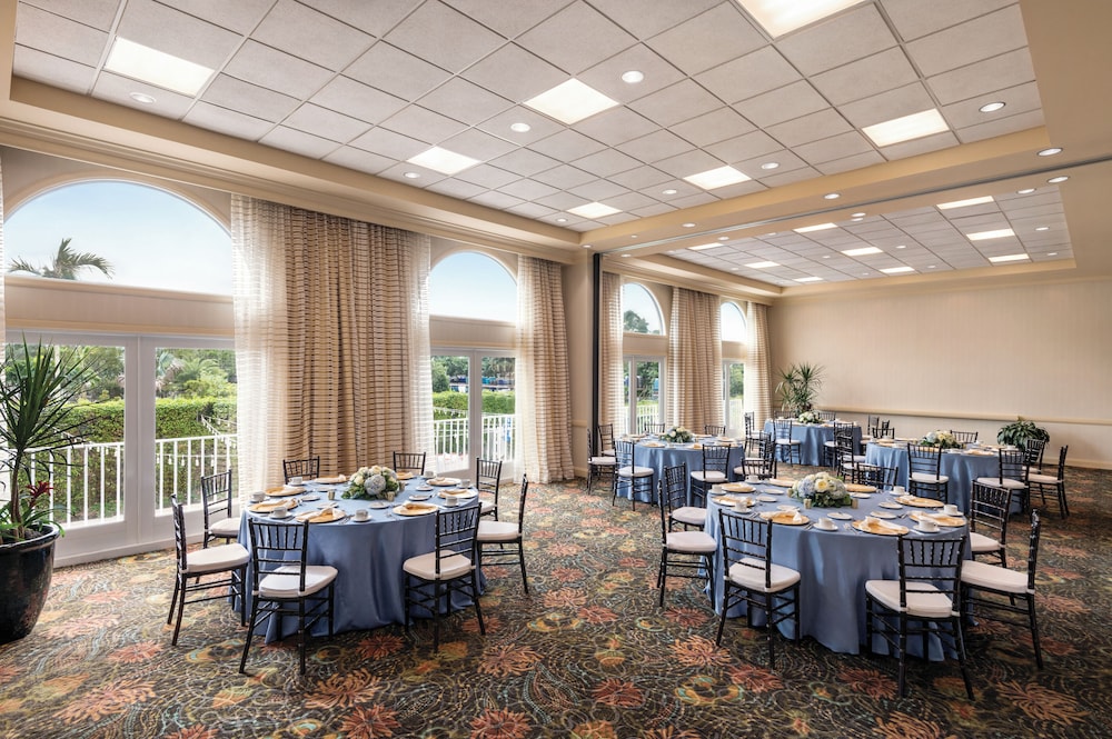 Hilton Naples - photo 37