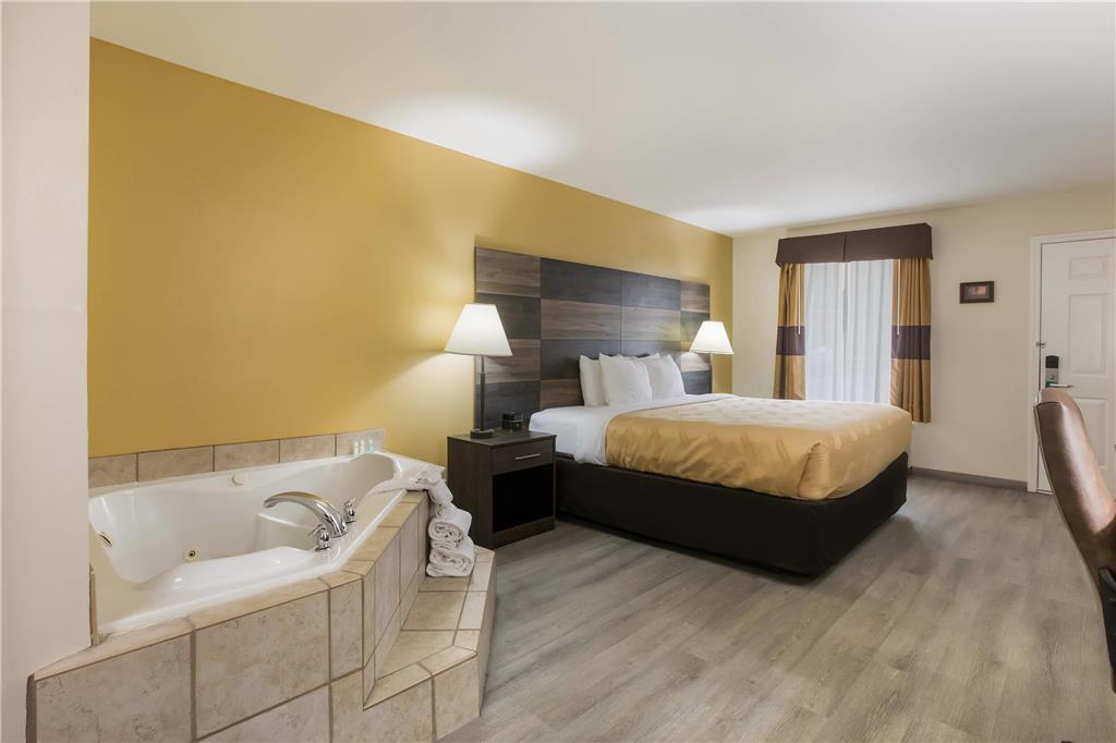 Quality Inn & Suites Greensboro near Lake Oconee - photo 23