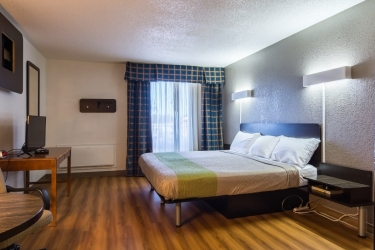 Studio 6 Fairgrounds