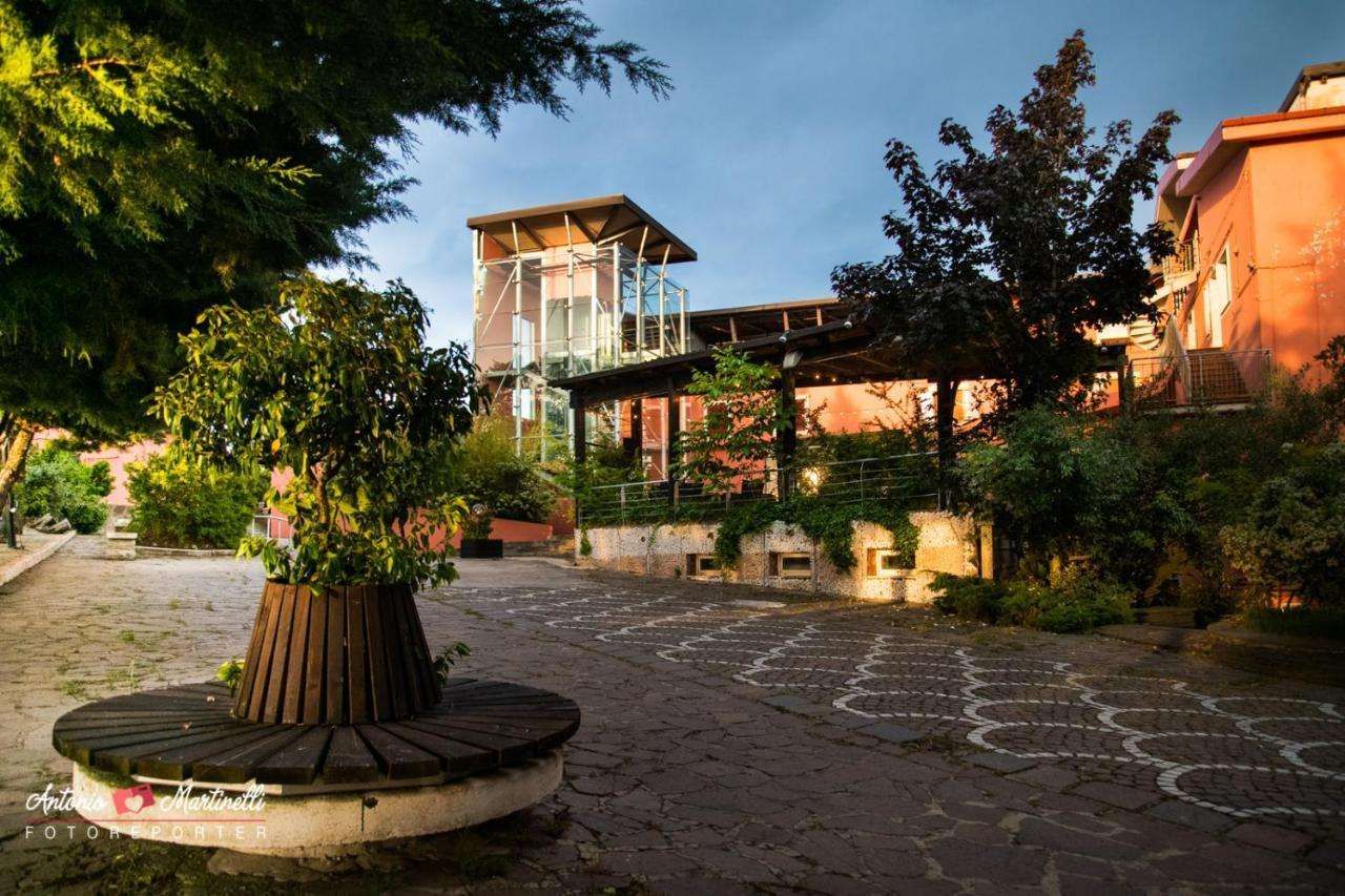La Torre 1984 — hotel in Avigliano