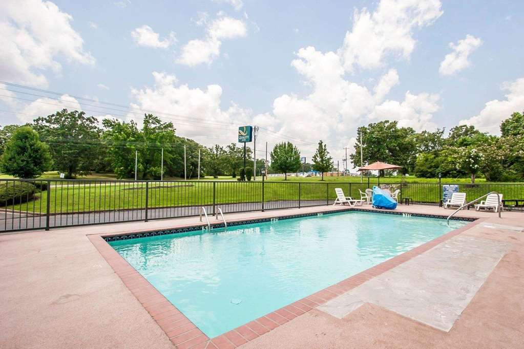 Quality Inn Savannah South - photo 24
