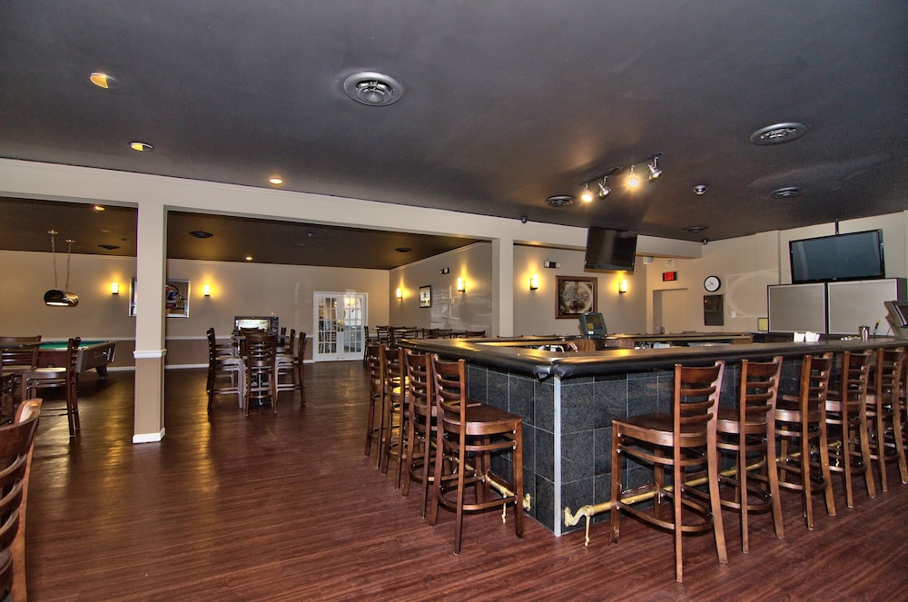 Parkview Inn and Conference Center - photo 13