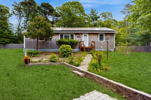 The Rootskeller in Oak Bluffs, United States