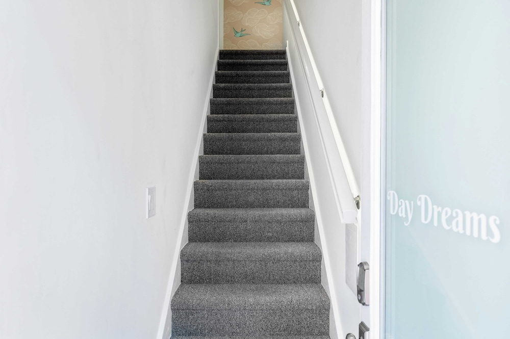 The Gower Street Bungalows by AvantStay - photo 29