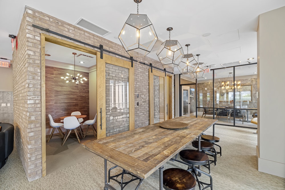Placemakr Premier SoBro - photo 194