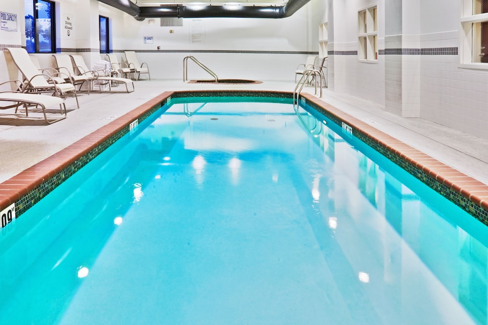 Holiday Inn Express Hotel & Suites Bartlesville by IHG - photo 10