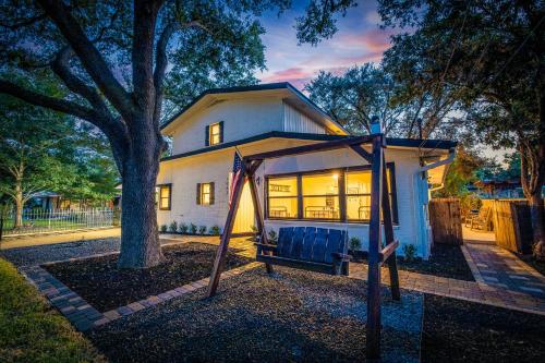 Updated 4 3 Walk To Landa Park Schlitterbahn — New Braunfels