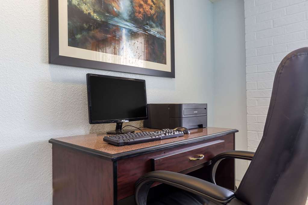 Quality Inn Sycamore DeKalb - photo 28