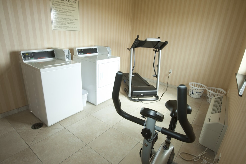 Cobblestone Inn & Suites Langdon - photo 23
