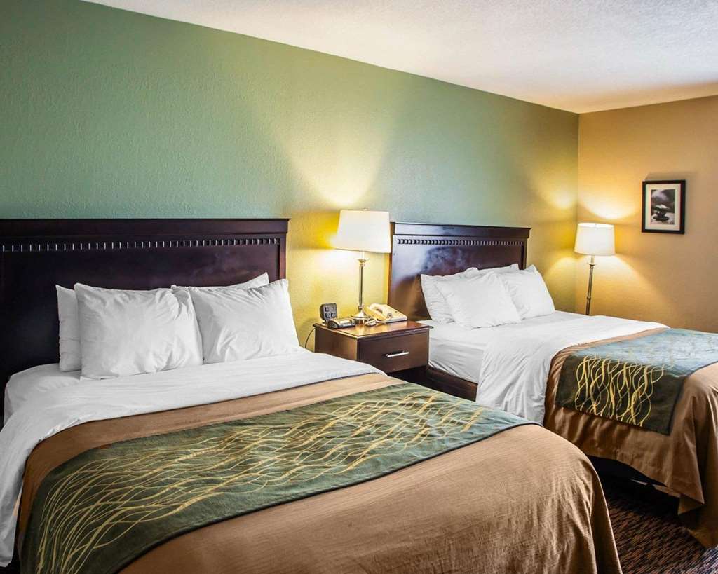 Quality Inn Belton Kansas City South - photo 5