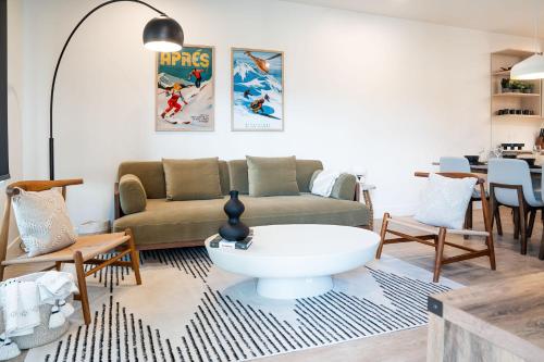 Prime Revy Penthouse in Revelstoke, Canada