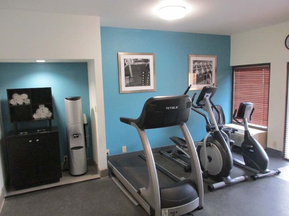 Clarion Pointe Near Medical Center - photo 25