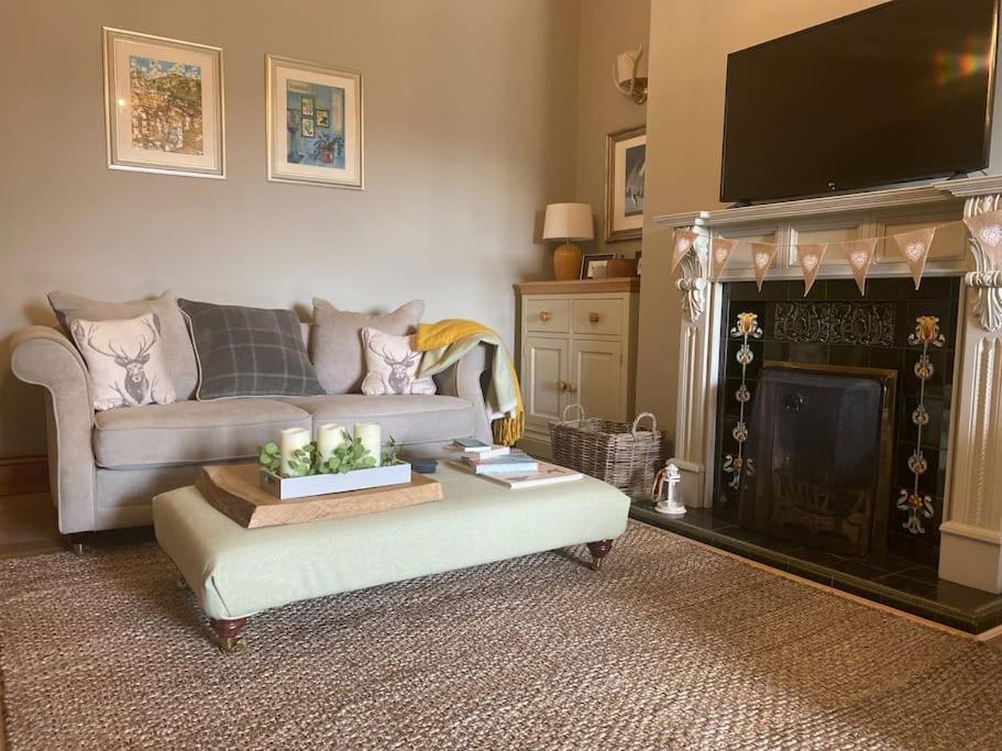 The Annex: 2 bedroom cottage countryside peaceful getaway with garden