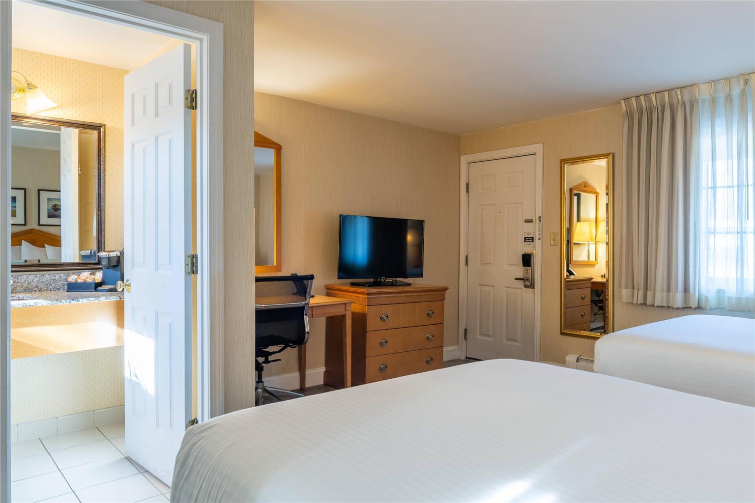 Port Inn and Suites Portsmouth an Ascend Collection Hotel - photo 14