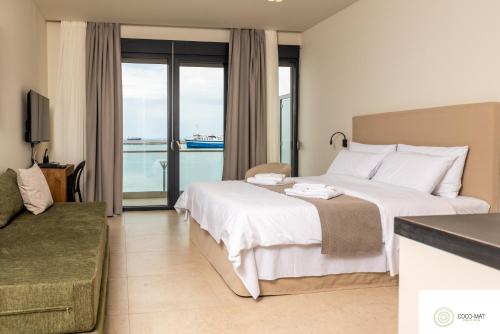 Tokyo Studios — 4-Star Luxury Hotel in Chios, Greece