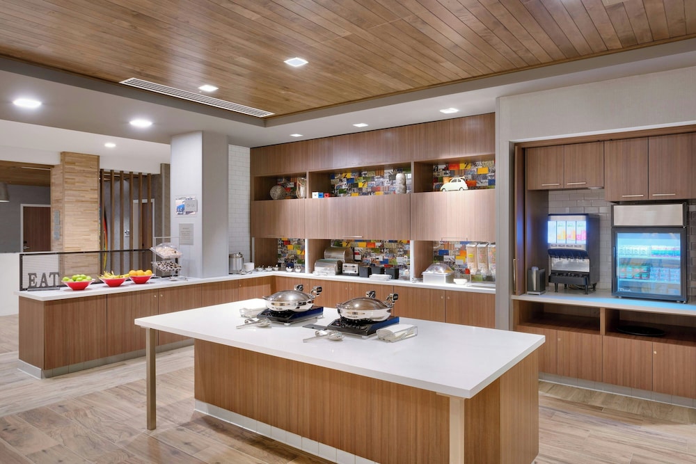 TownePlace Suites by Marriott Los Angeles LAX Hawthorne - photo 41