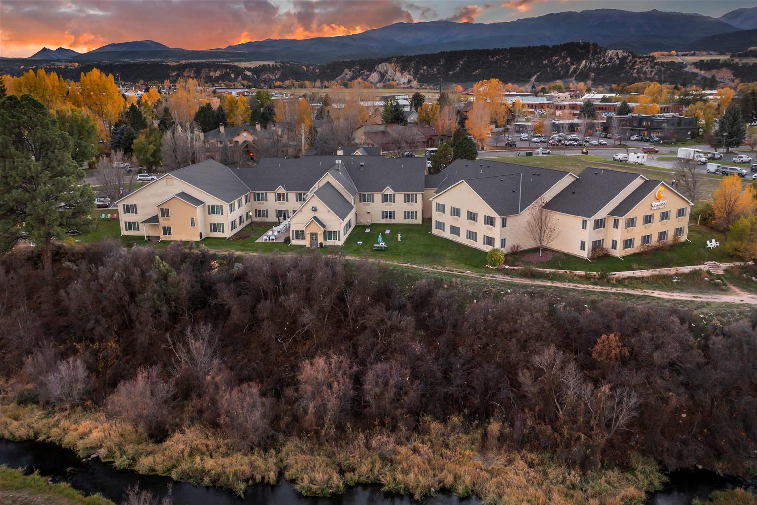 Comfort Inn & Suites Carbondale on the Roaring Fork - photo 18