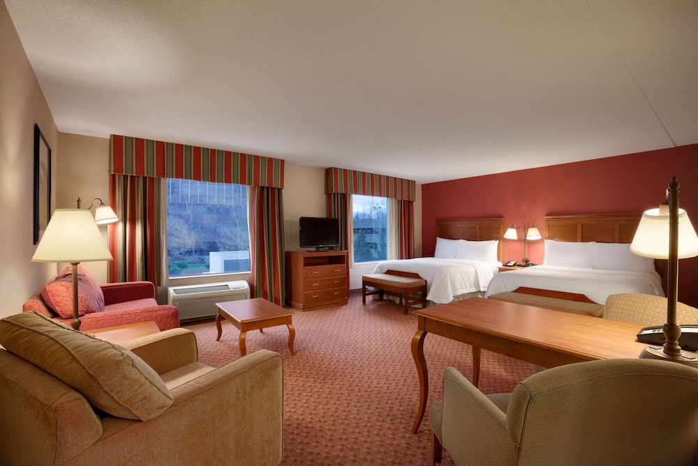 Hampton Inn & Suites Hartford East Hartford - photo 14